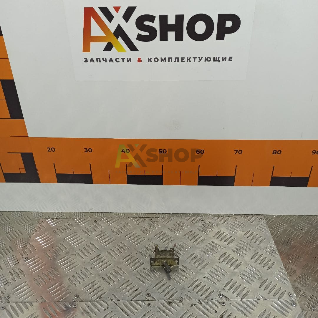 Выключатель тумблер 3-х позиционный 5102.3709