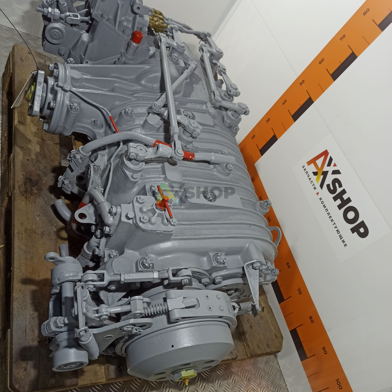 8.10.УПР Главная передача с управлением и тормозами