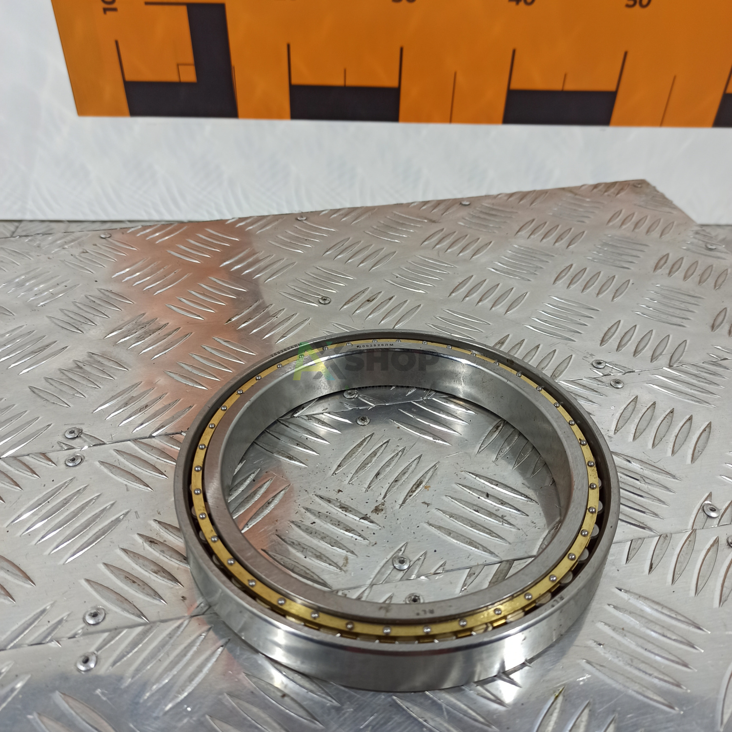 2002826 ЛМ Подшипник роликовый радиальный с короткими роликами