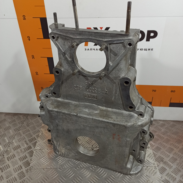 236-1002264-А Крышка шестерен распределения