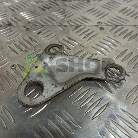 8.10.750 Кронштейн датчика манометра