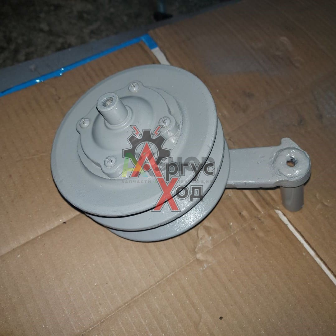 8.02.015-1 Ролик натяжной в сборе