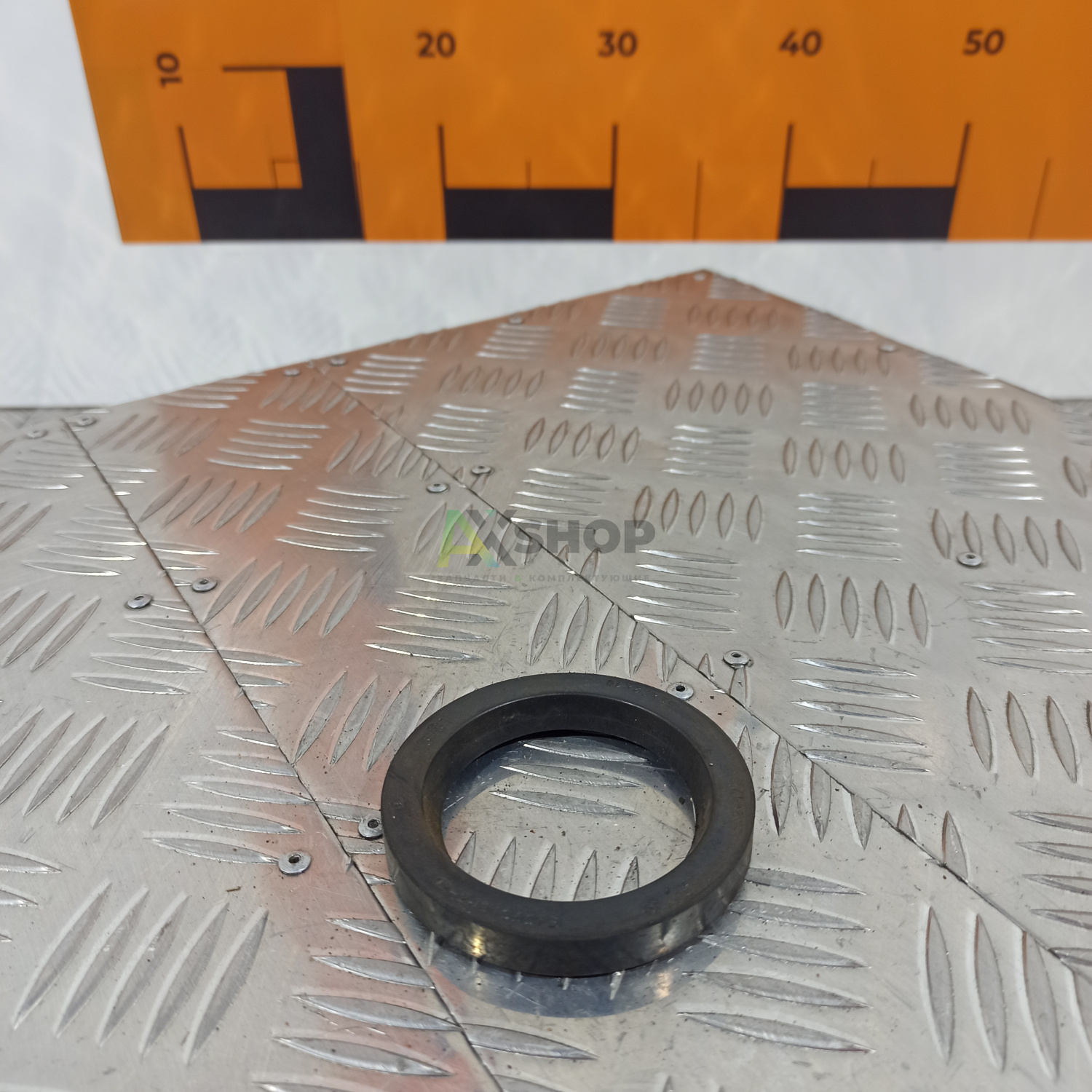 12-2401060-Б Сальник 52х72х10