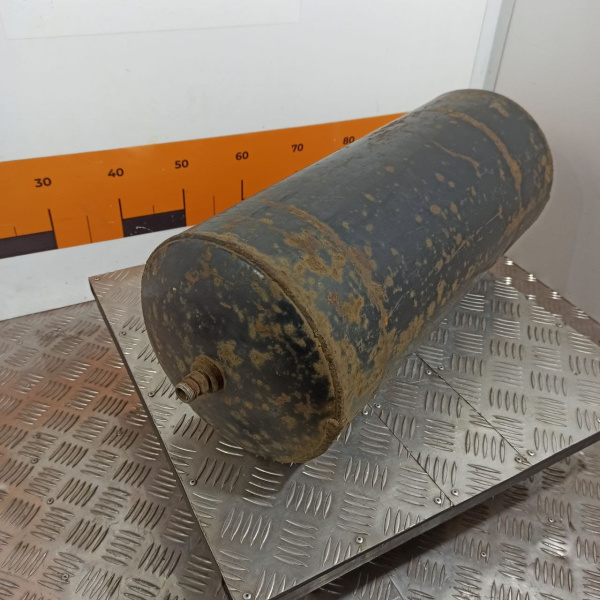 127-3513015 Баллон воздушный тормозов первый в сборе