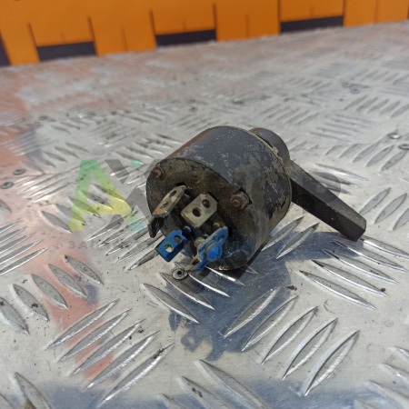 Переключатель П118