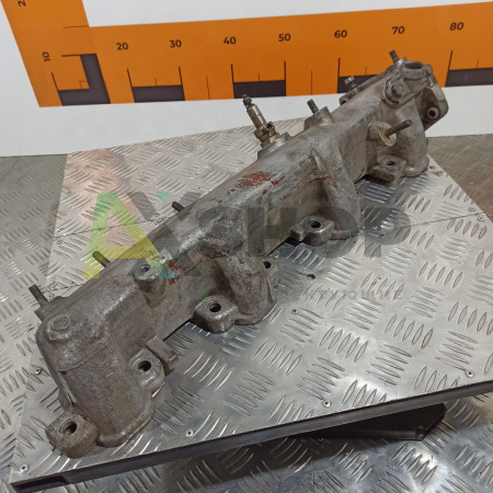 740-1115020  Коллектор впускной правый