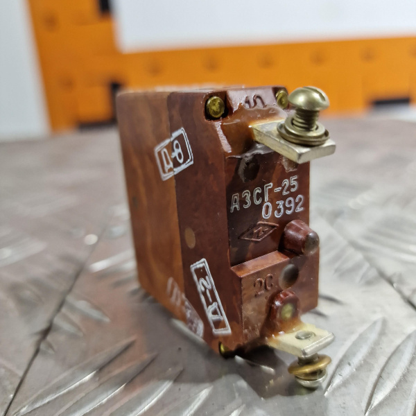 АЗСГ-25 Автомат защиты сети