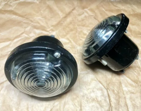 ПФ-101 Подфарник в сборе