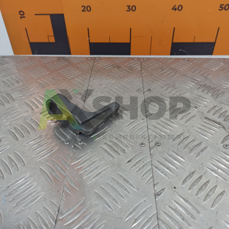 Скоба крепления форсунки 236-1112163-Б2