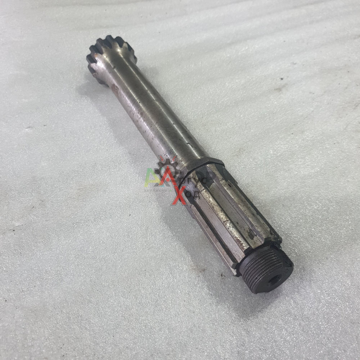 8.10.533 Вал фрикциона правый