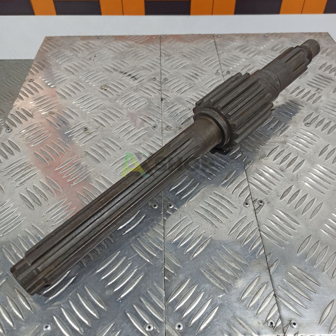 Вал вторичный КПП не в сборе 3403-1701105