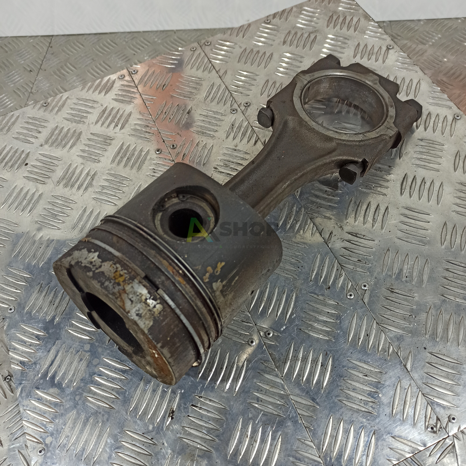 Поршень 740-1004010-20