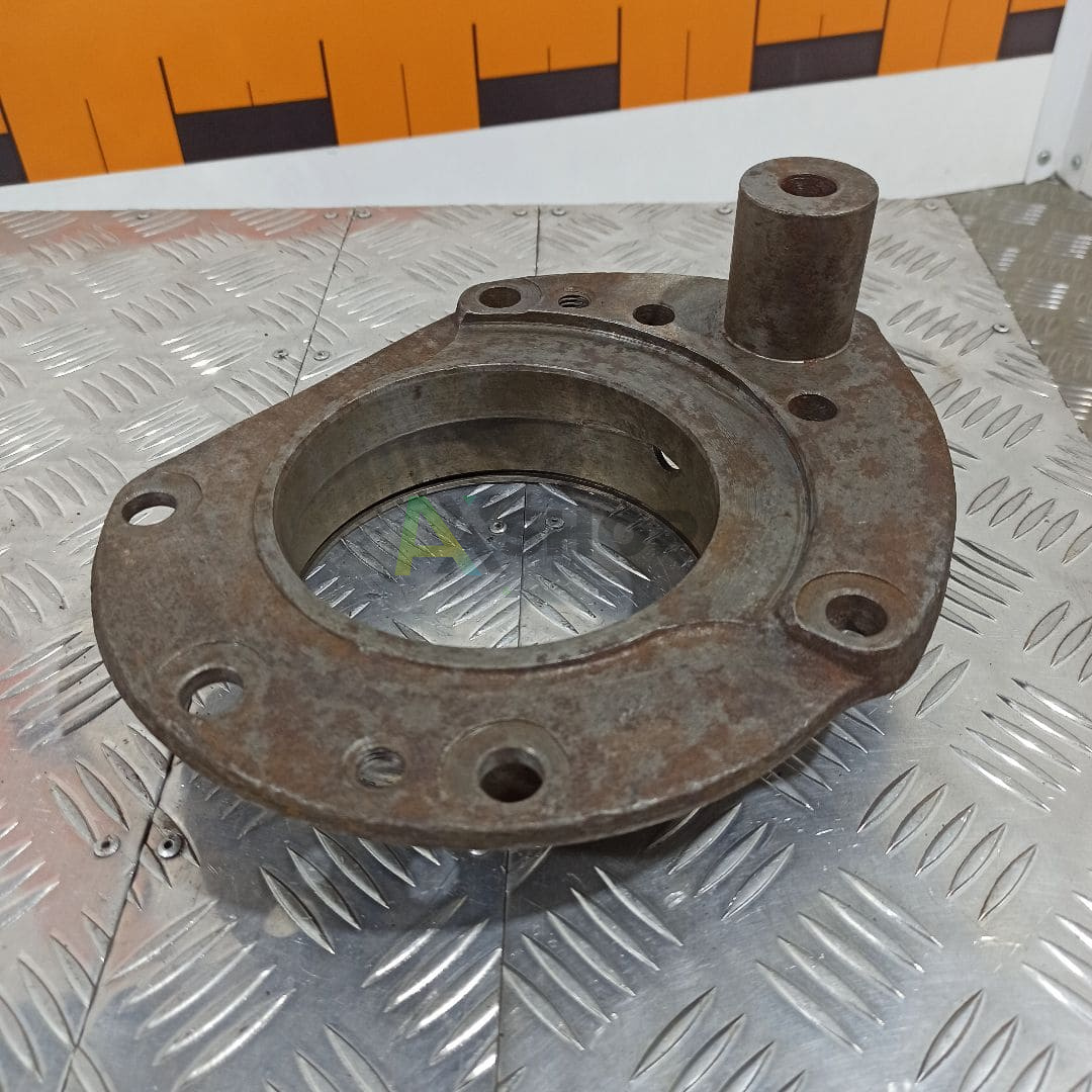 8.10.410 Опора левая