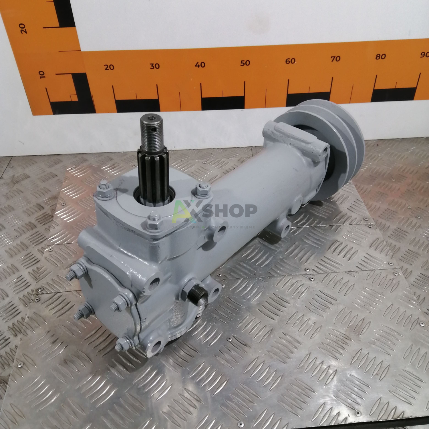 8.02.011-1 КН Редуктор вентилятора  