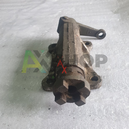 6.22.024 Кронштейн передаточного вала правый