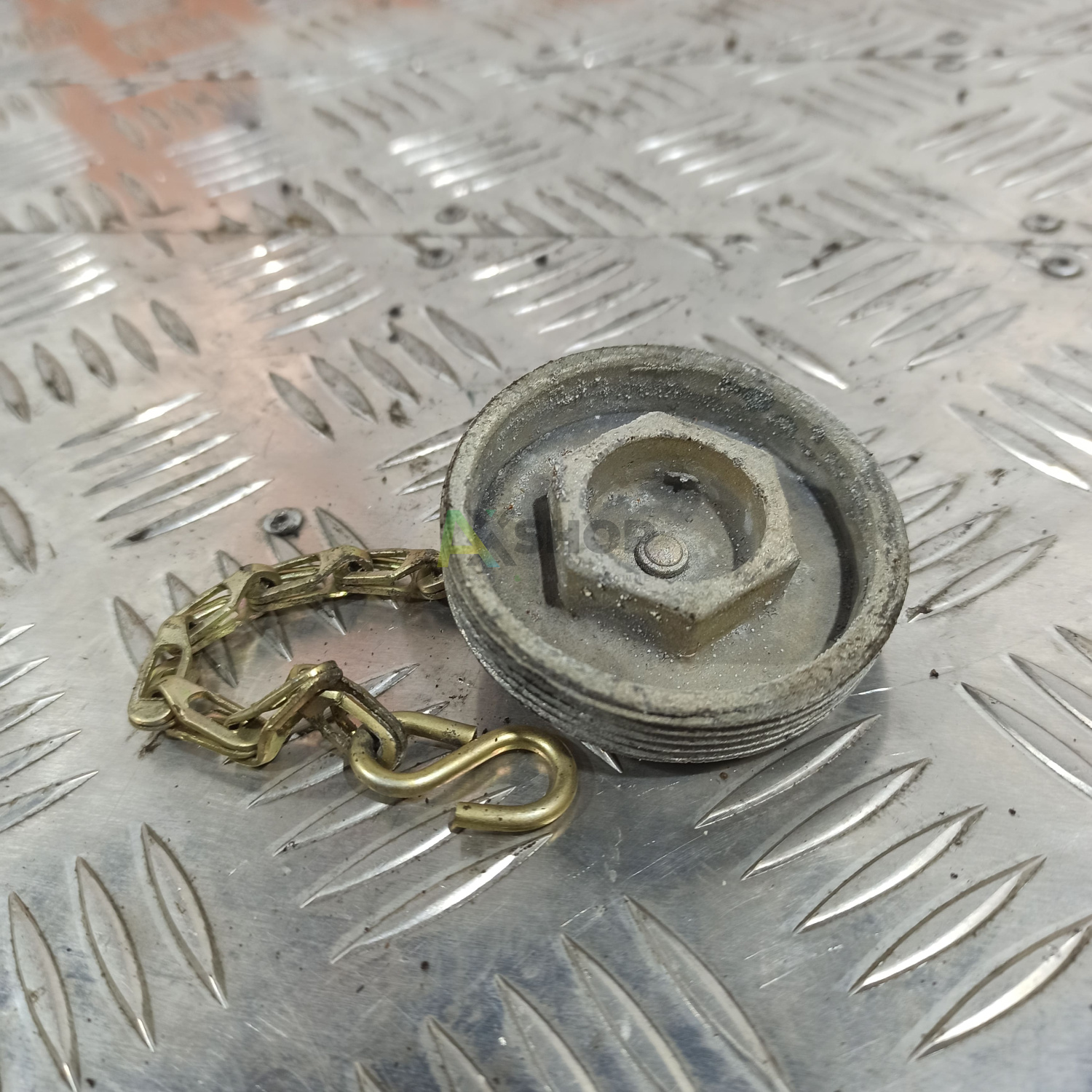 40П-9011050-А Пробка сливного отверстия в сборе