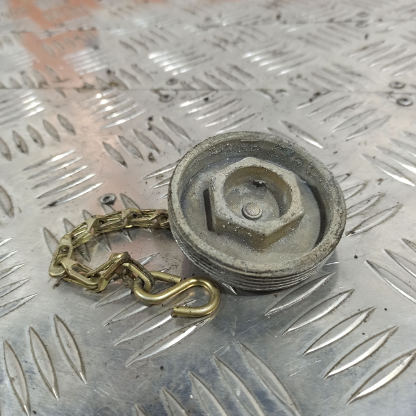 40П-9011050-А Пробка сливного отверстия в сборе