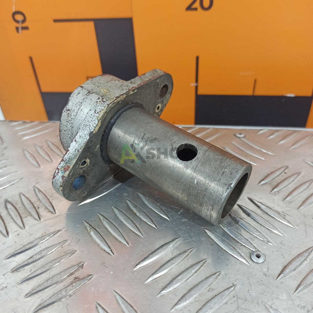 8.10.728 Втулка уплотнительная 3 и 4 передач