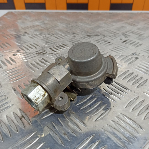 100-3521010 Головка соединительная