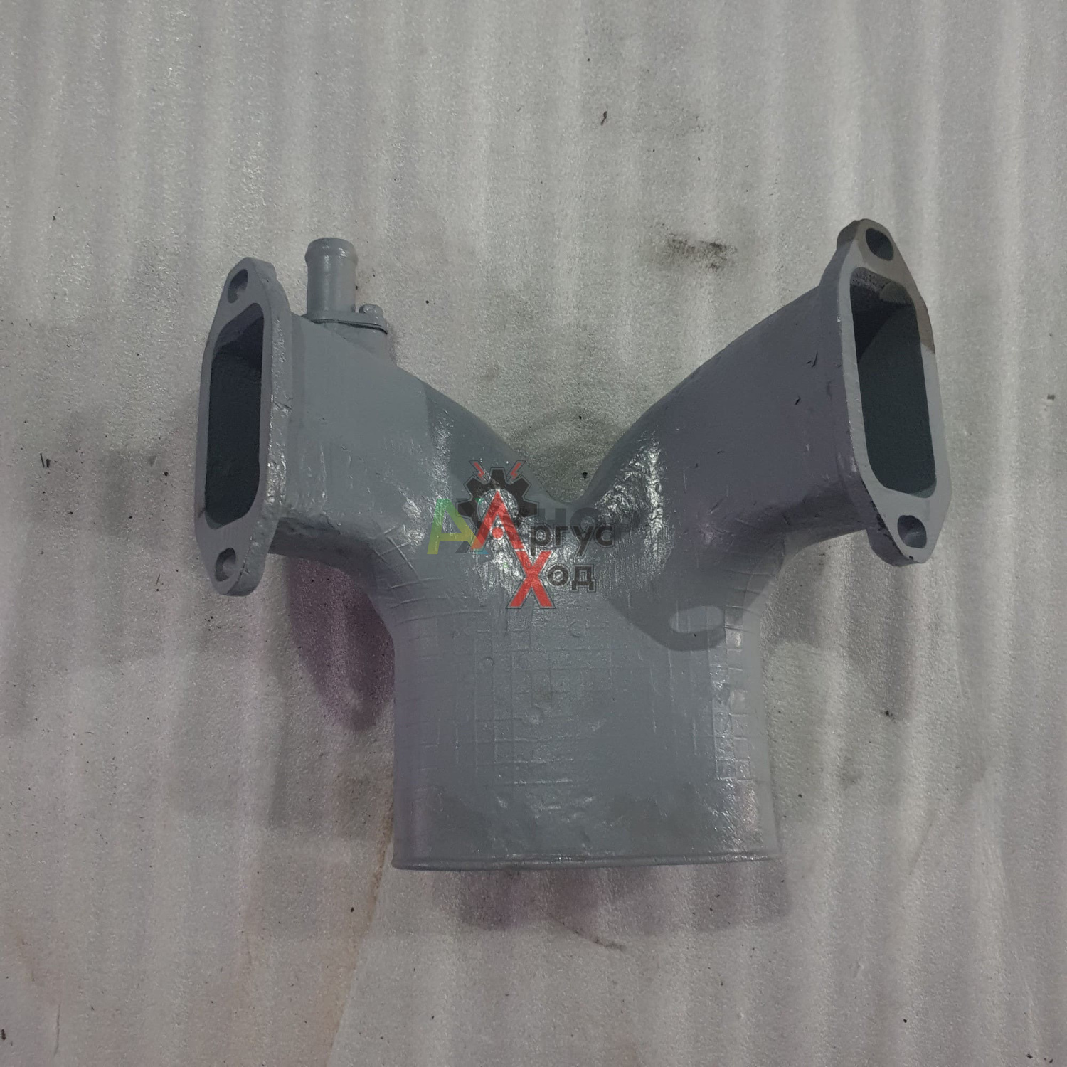 8.09.101 Патрубок соединительный впускных коллекторов