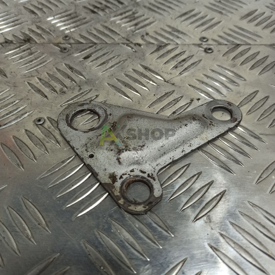 8.10.750 Кронштейн датчика манометра