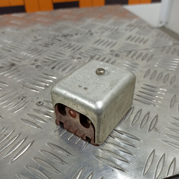 8Э15М Электромагнитное реле