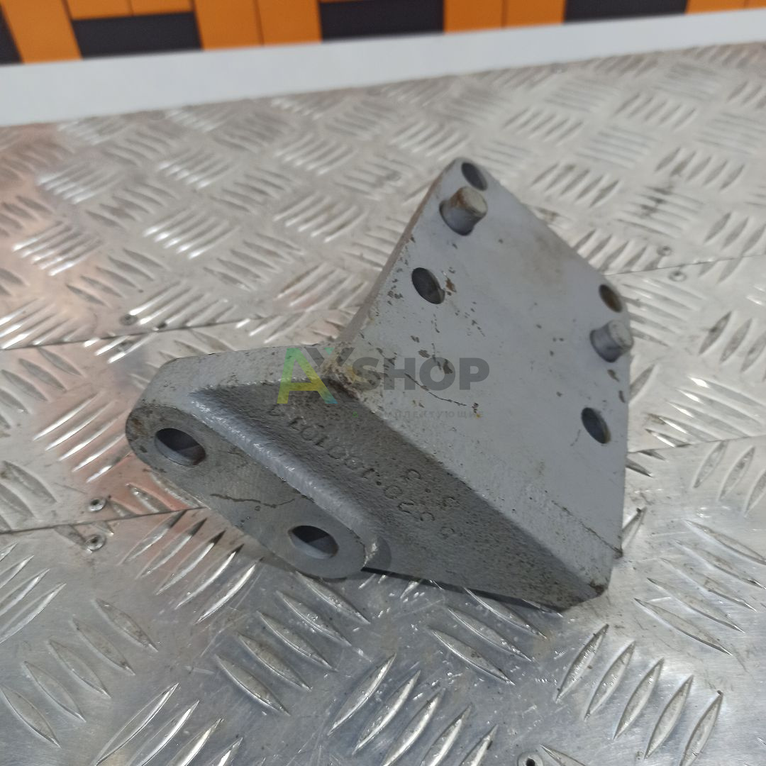 5320-1001014 Кронштейн крепления силового агрегата передний правый 