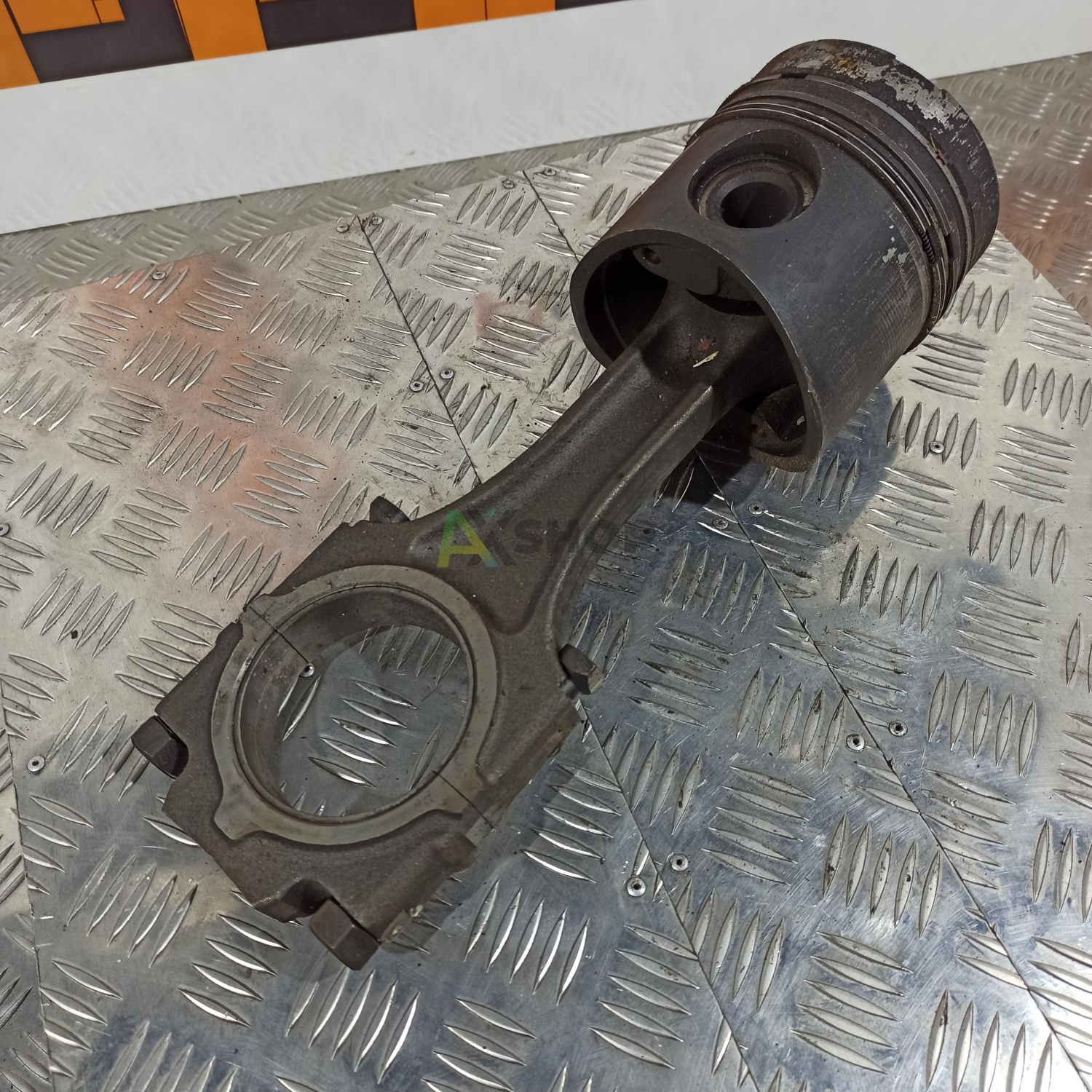 Поршень 740-1004010-20