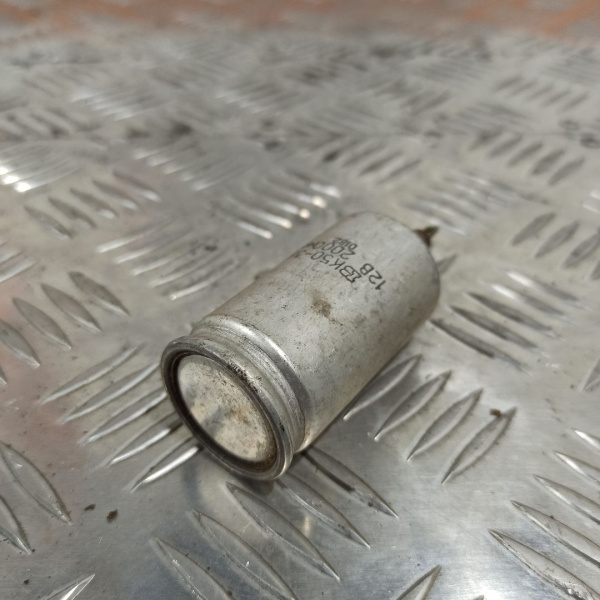 К50-3Б Конденсатор  2000мкФ 12В