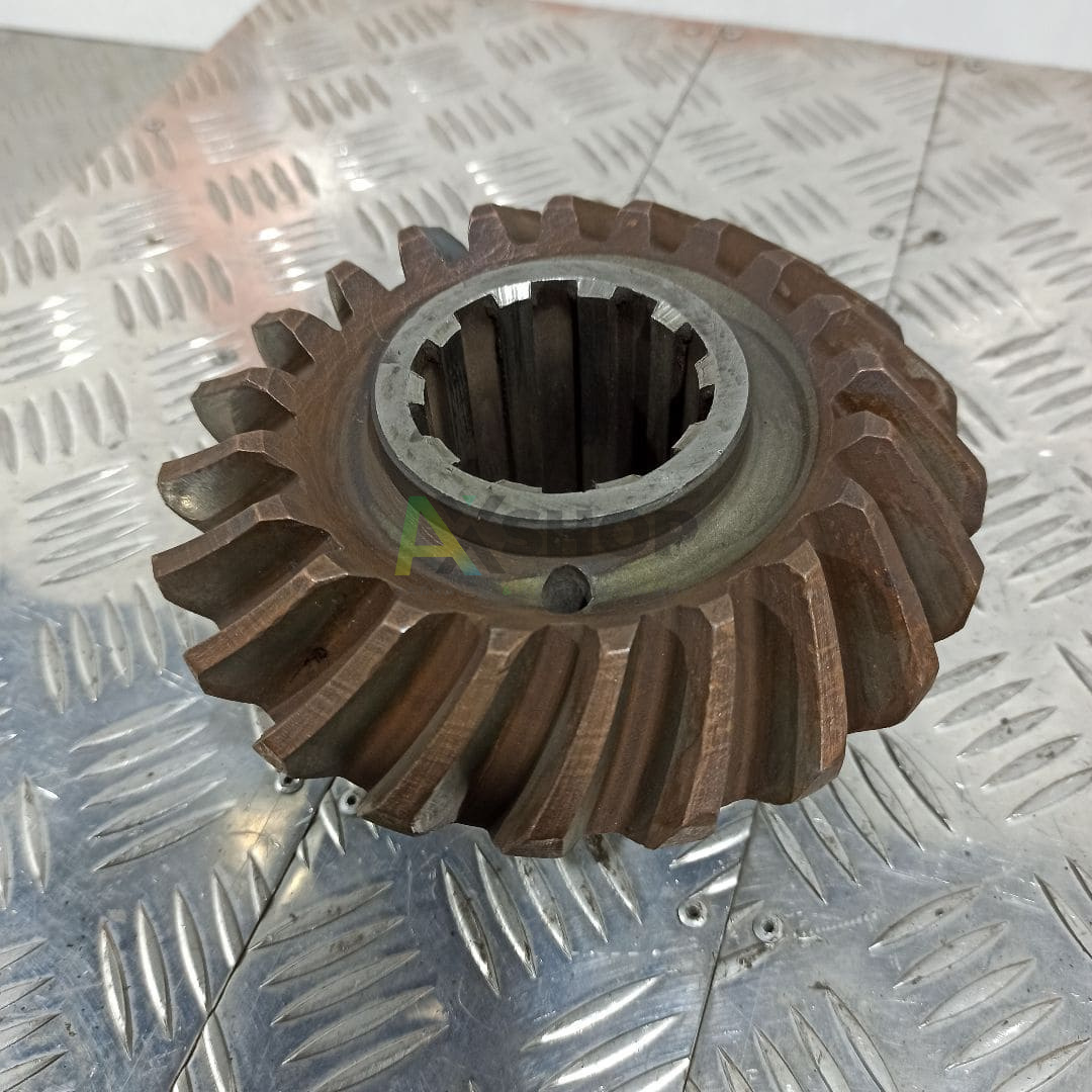 8.10.228 Шестерня коническая ведомая