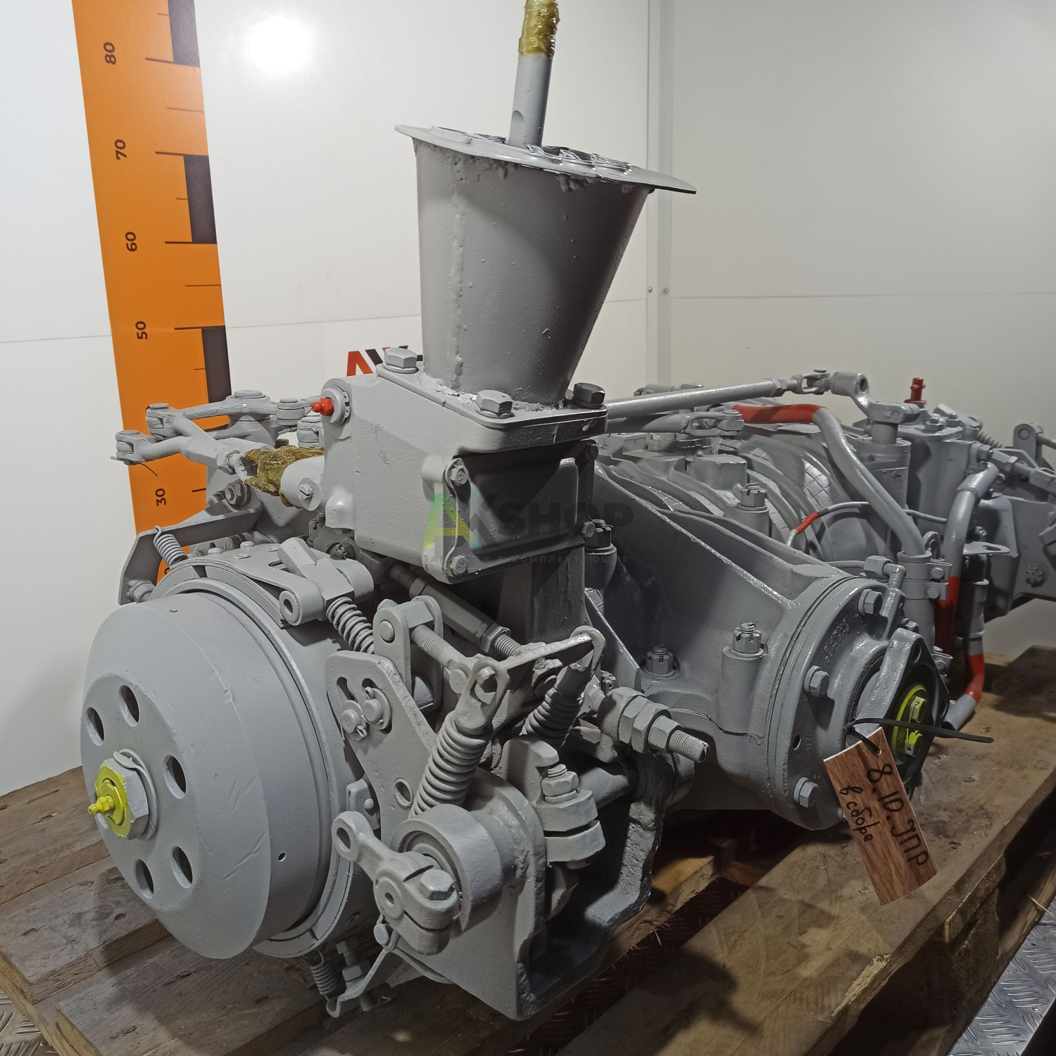 8.10.УПР Главная передача с управлением и тормозами