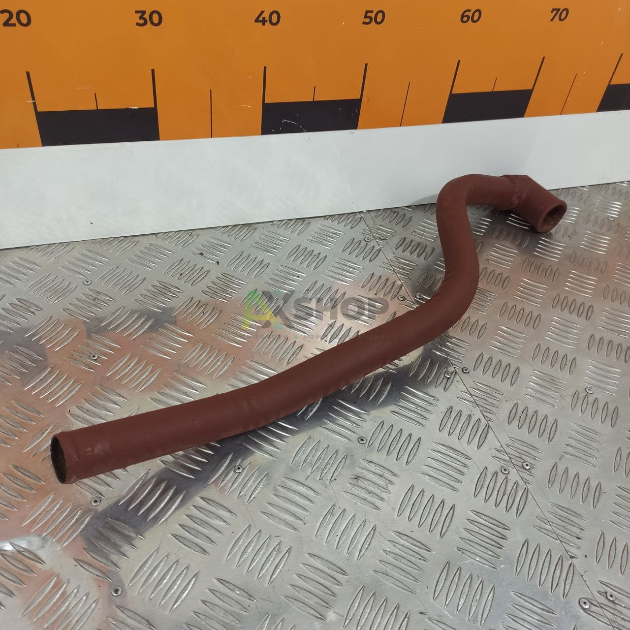 256Б-1015082-01 Труба заливная промежуточная