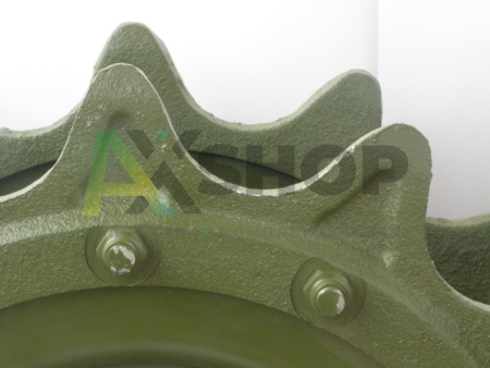 Колесо ведущее (венцы ОШ на болтах, 13 зуб.\ ступица D-70) 3403-3202010-50