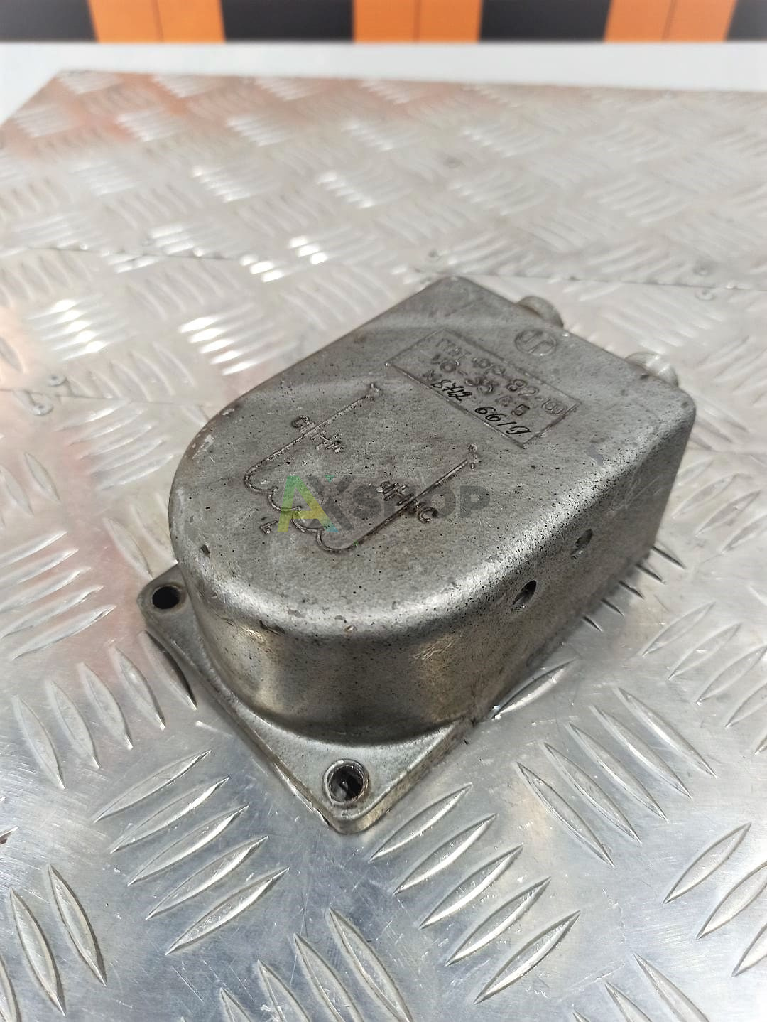 ФР-82-Ф Фильтр радиопомех цепи катушки зажигания