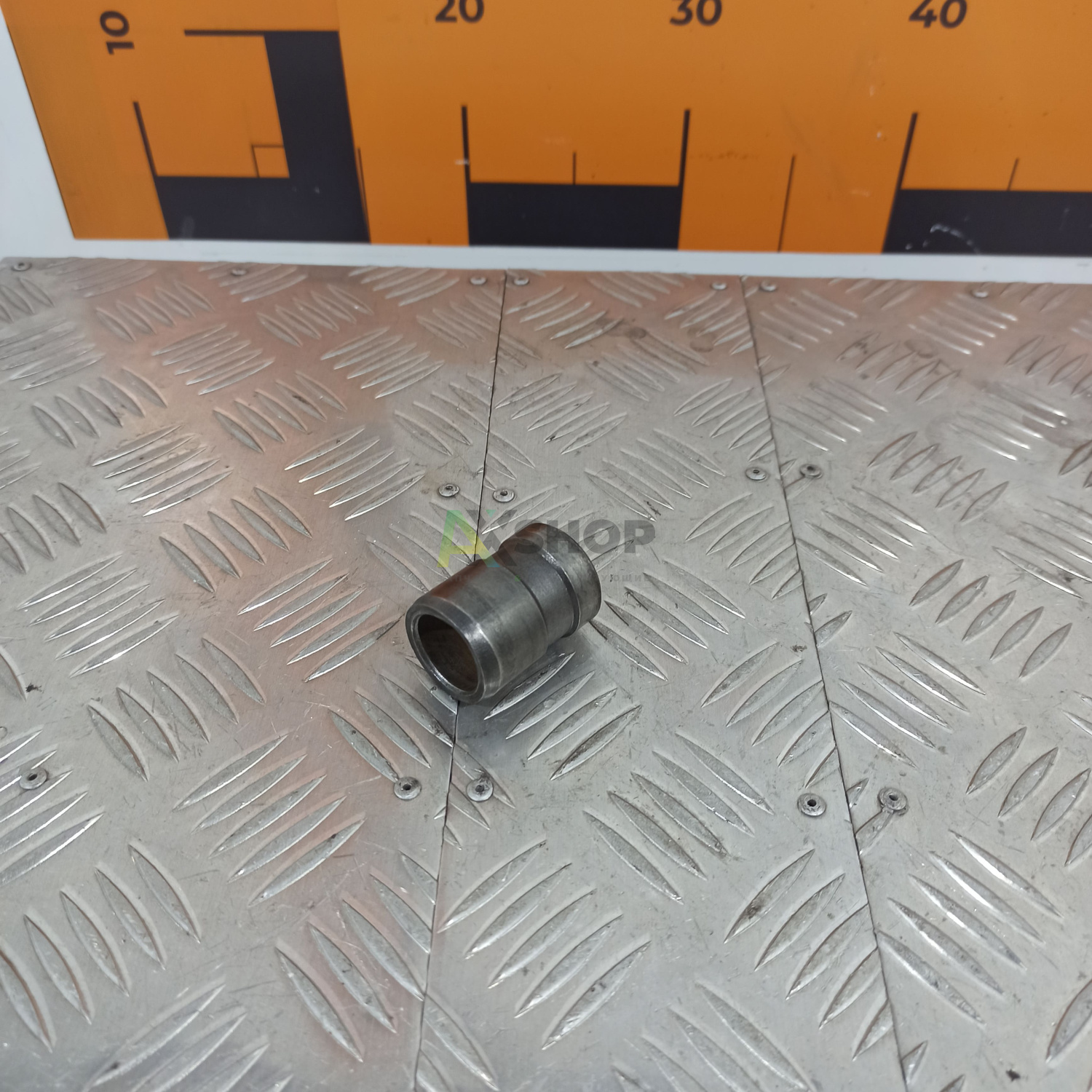 Втулка ЯМЗ оси толкателей клапана передняя 236-1007244-А