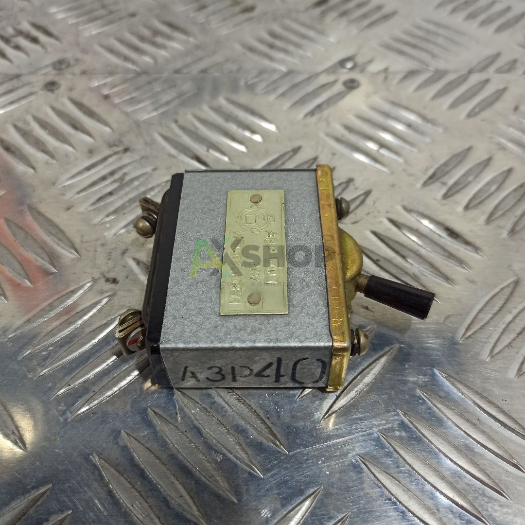  АЗР-40 Автомат защиты реле