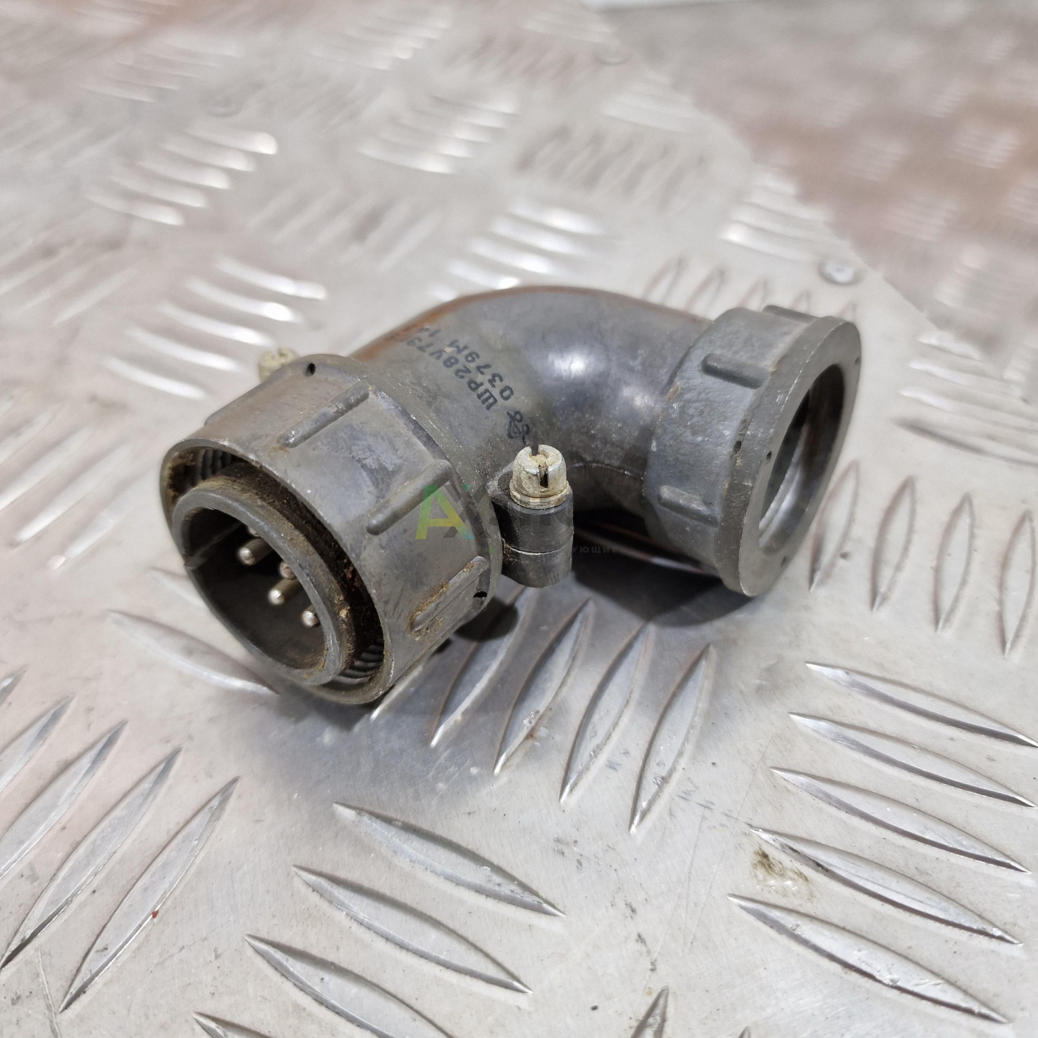 ШР28У7ЭГ9 Вилка кабельная