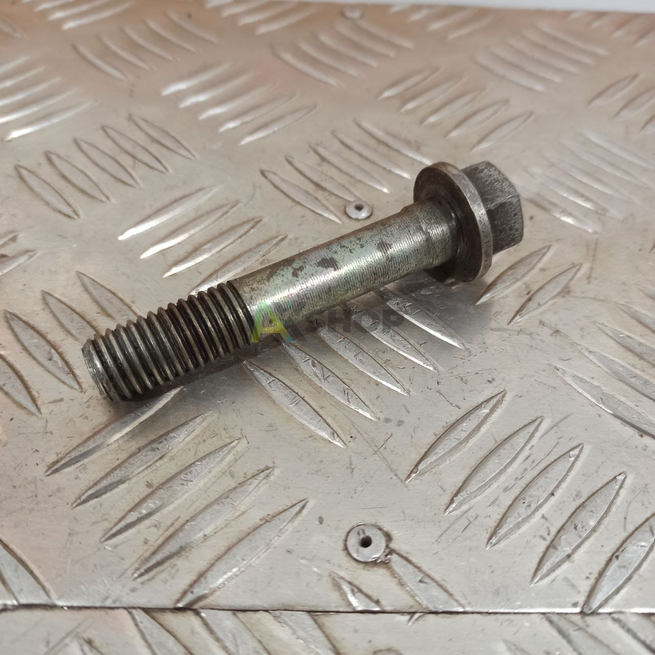 236-1005180 Болт стяжной короткий (короткий)