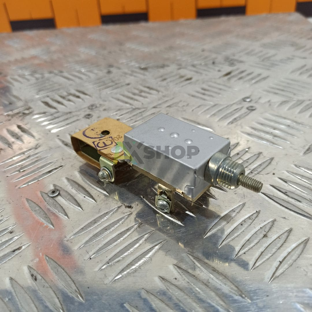 Переключатель П-300