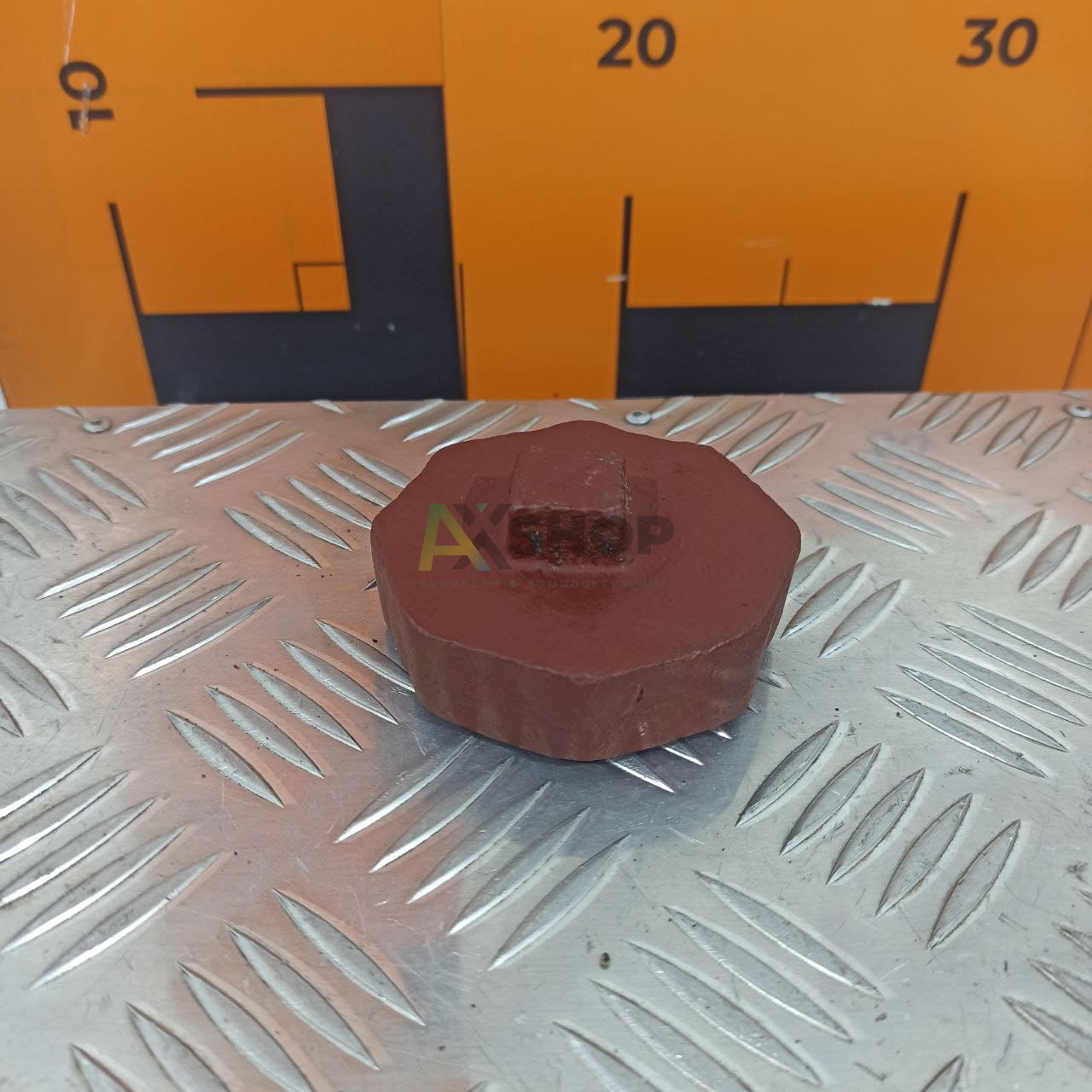 256-1015070-А Крышка заливной трубы в сборе