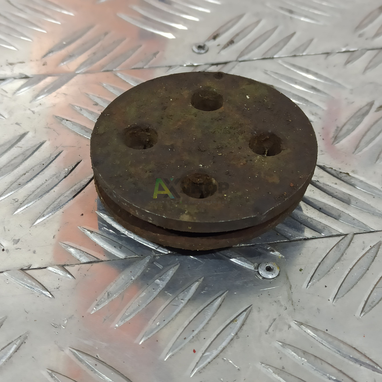 8.32.155 Гайка балансира