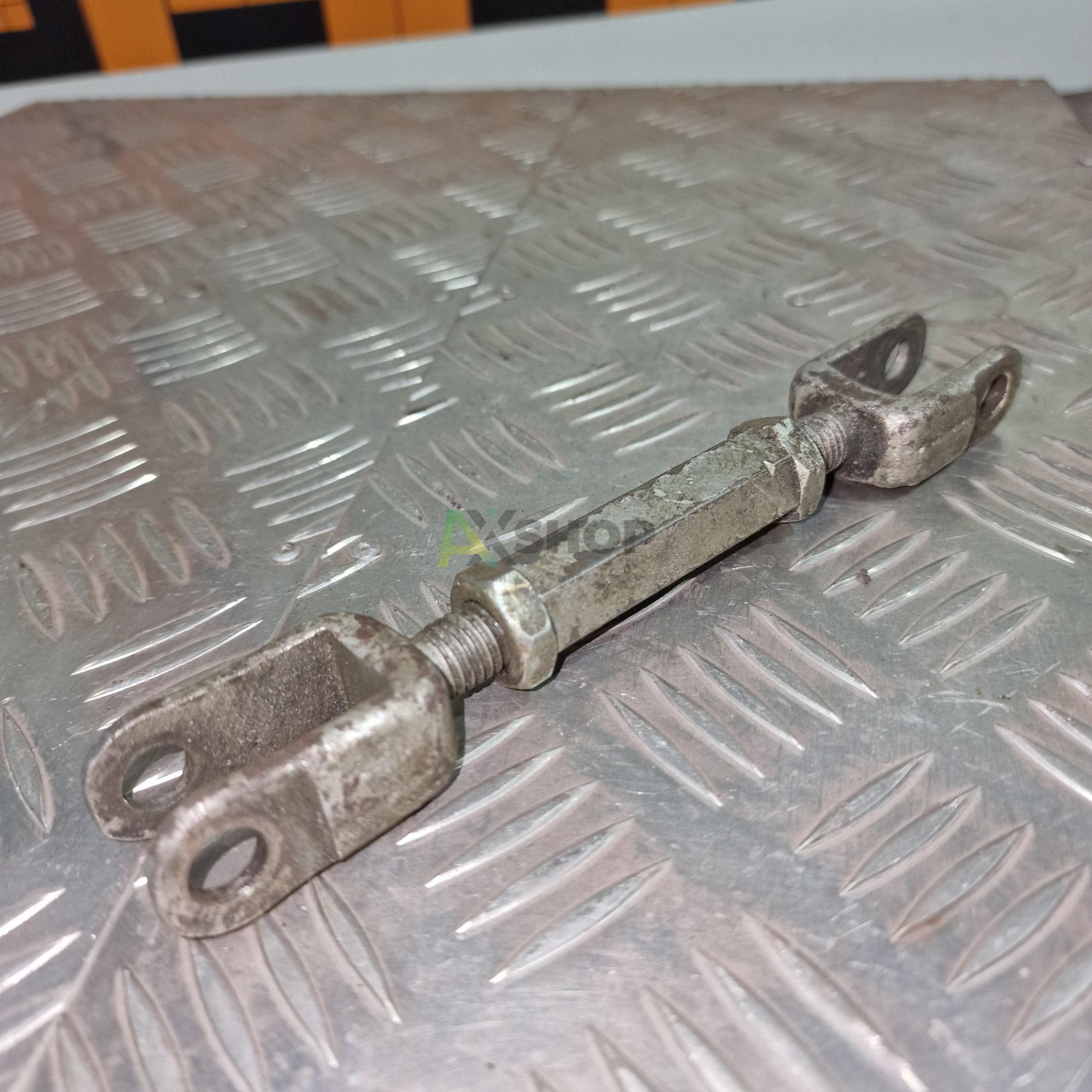 8.22.045 Тяга рычага фрикциона МП