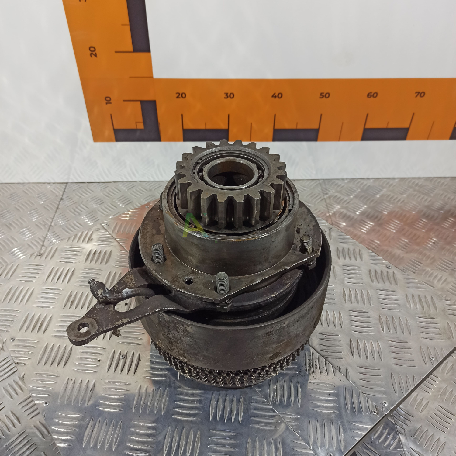 21.10.015-3 Фрикцион левый в сборе