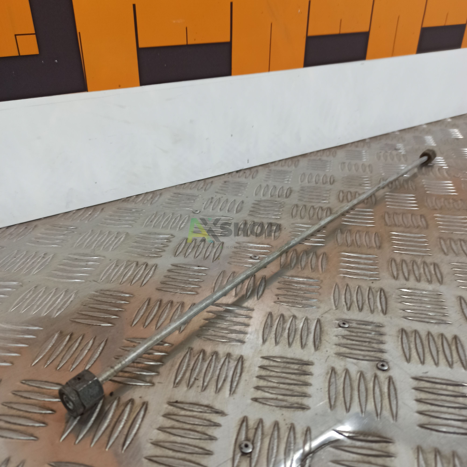 8.10.071 Труба маслопровода в сборе