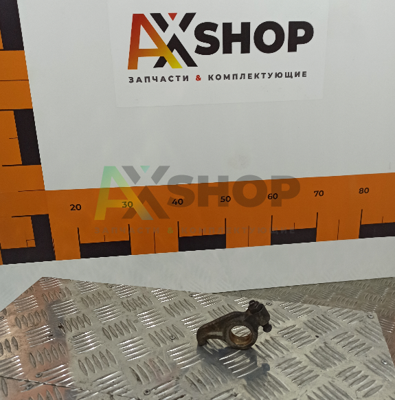 Коромысло клапана в сборе 740-1007140