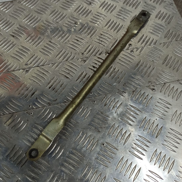 СЛ115-500 Тяга левая в сборе 