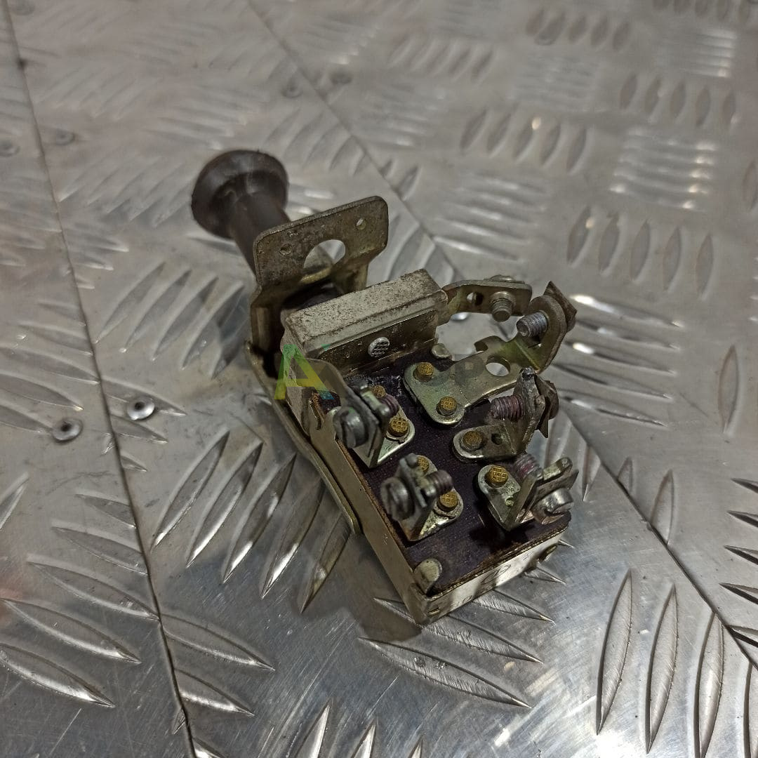 П-38 Переключатель