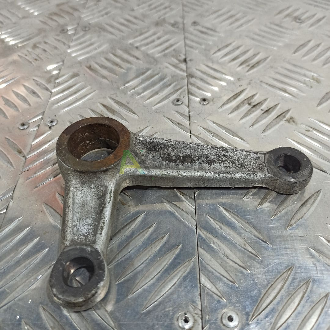 8.21.132 Рычаг двуплечий