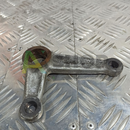 8.21.132 Рычаг двуплечий