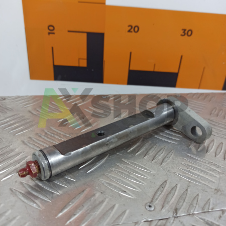 8.21.011 Валик блокировки с рычагом